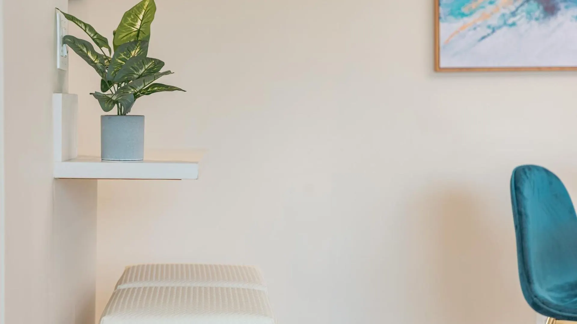 Newly Renovated ,1 Block To Waikiki Beach, Free Parking Honolulu Stany Zjednoczone Ameryki