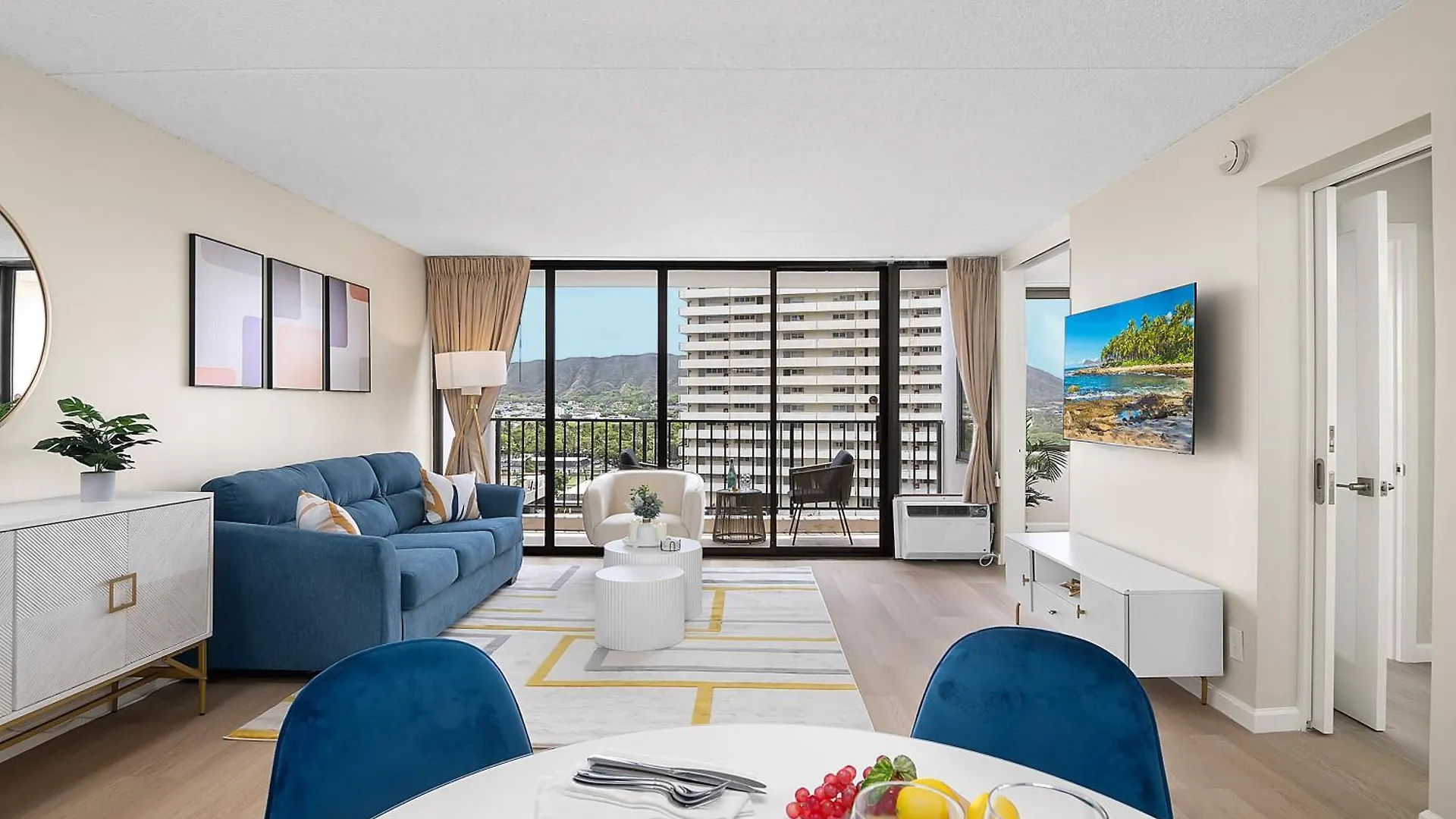 Newly Renovated ,1 Block To Waikiki Beach, Free Parking Honolulu 0*,